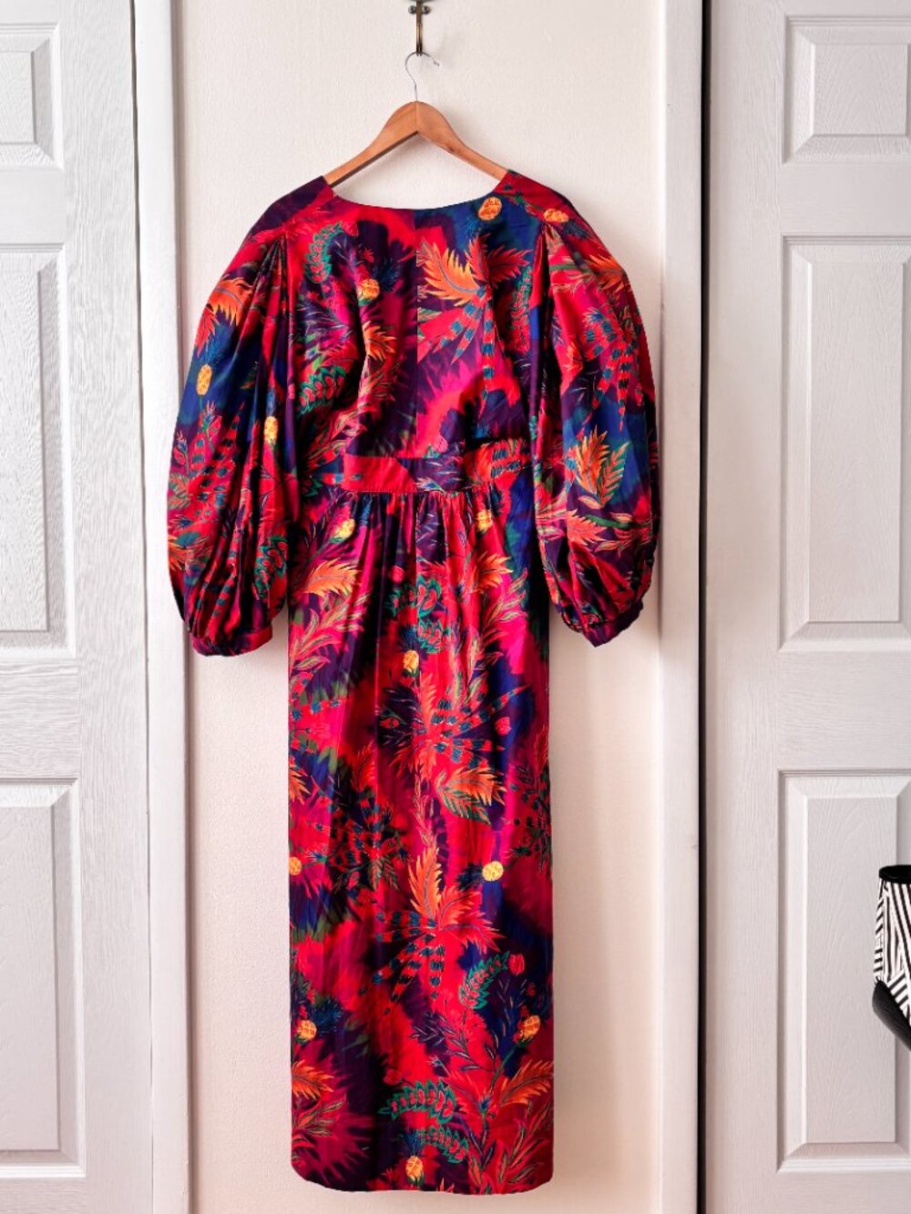 FARM Rio Tie Dye Forest Maxi Dress - Picture 8 of 9